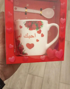 فنجان بتصميم ناعم ومميز