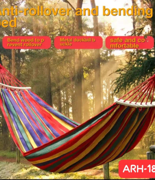 Anti Roll-Over Hammock With Wooden Bars