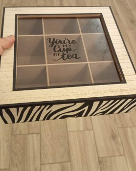 علبة للشاي و المشروبات السخنة مرتب 